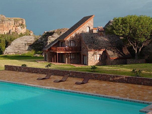 Swimming pool at Jardin du Roy lodge at Isalo National Park